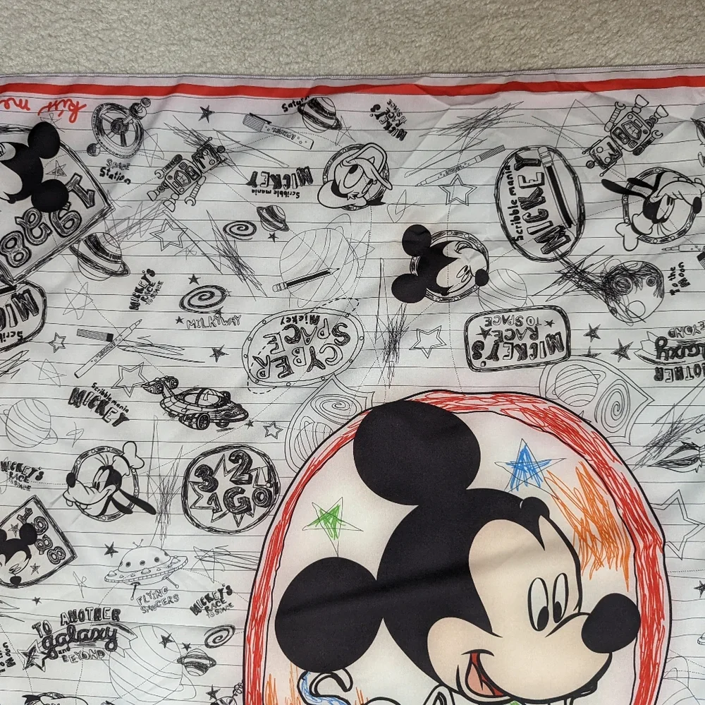 Disney Mickey Mouse Kiss Me Doll Scarf